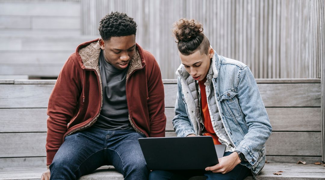 Comment trouver une alternance en développement web sans expérience ?