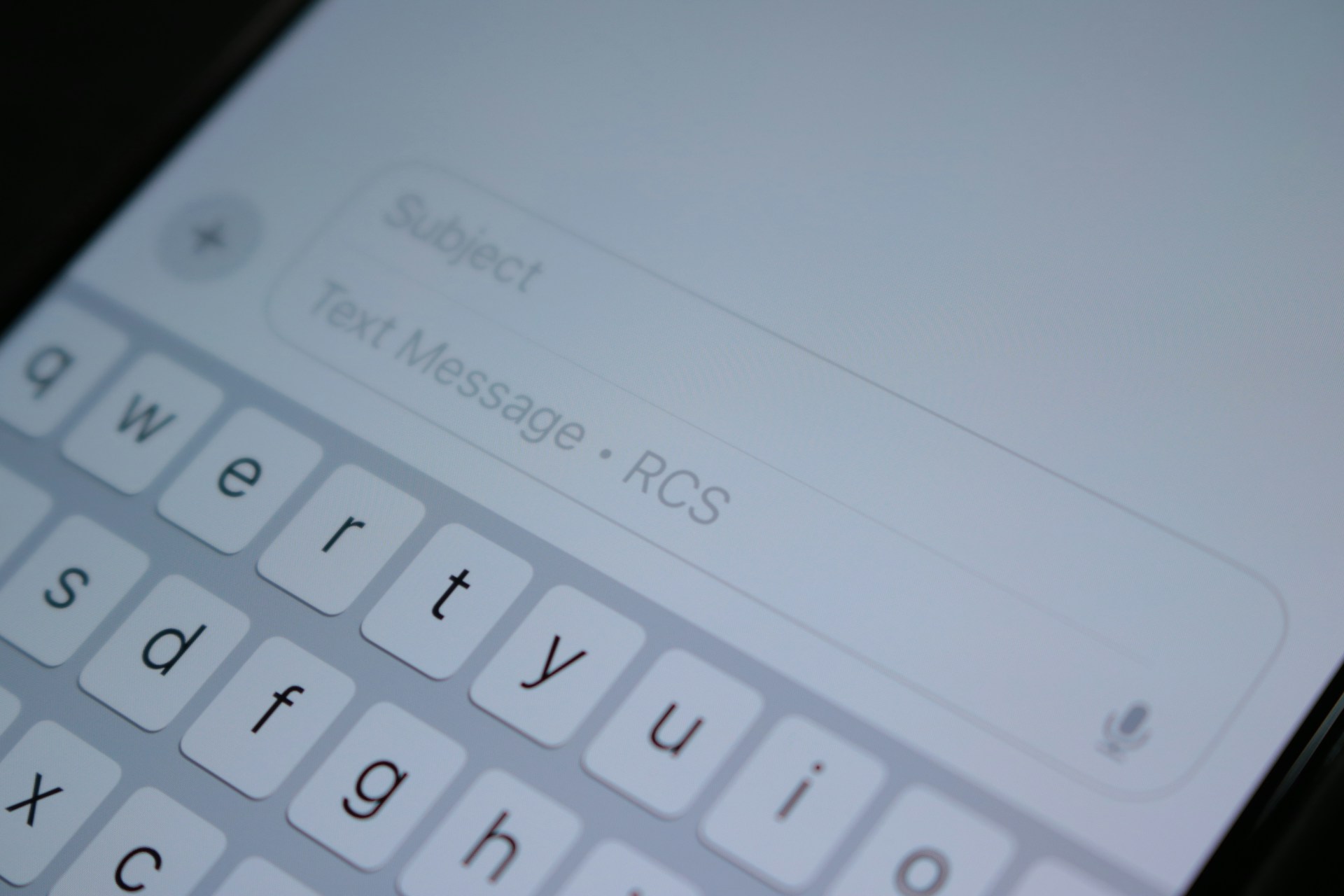 Protocoles de messagerie : Le RCS s&rsquo;impose en France comme successeur des SMS
