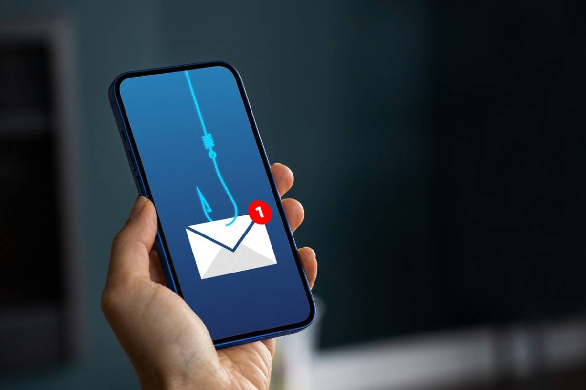 Fraudes à l&rsquo;intelligence artificielle : Les faux produits et réclamations en ligne